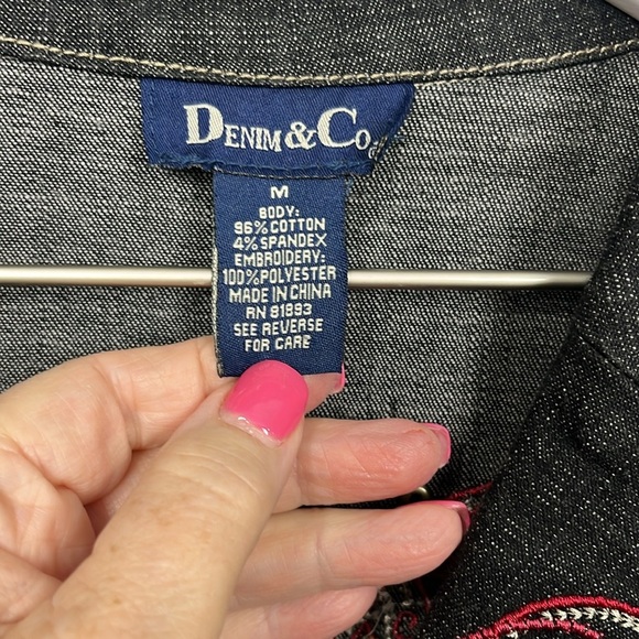 Denim & Co. Womens Jean Jacket M Dark Wash Black Long Sleeve Button Down Western - Picture 2 of 13